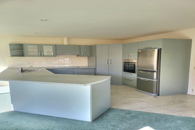 Photo of property in 11 Jadewynn Place, Halswell, Christchurch, 8025