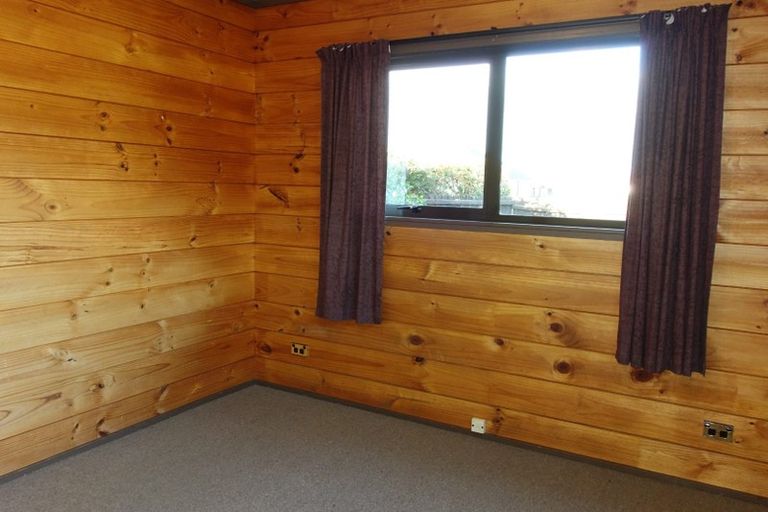 Photo of property in 19 Factory Road, Belfast, Christchurch, 8051