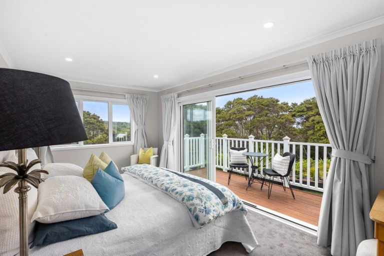 Photo of property in 9 Waimaru Lane, Orewa, 0931