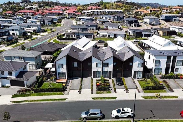 Photo of property in 5 Koura Drive, Red Beach, 0932