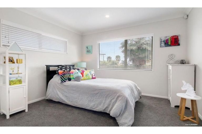 Photo of property in 17 Willis Avenue, Pukekohe, 2120