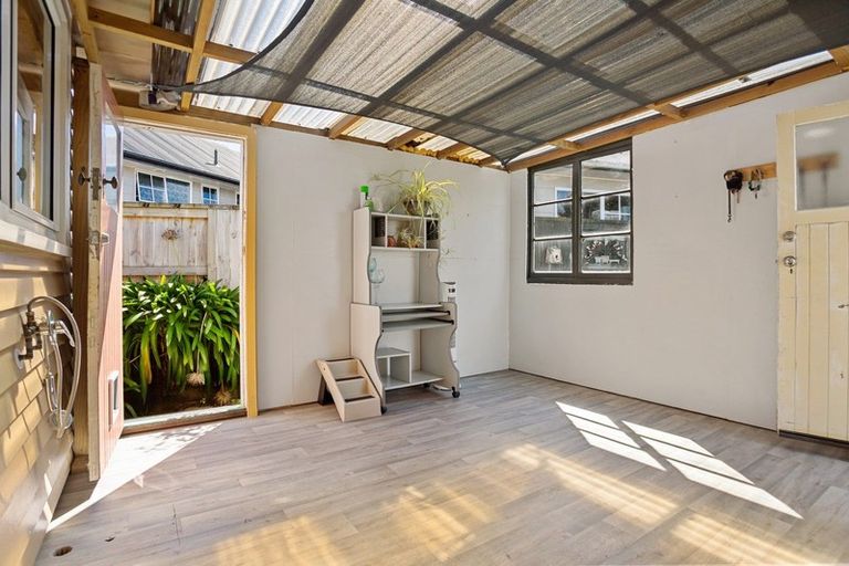 Photo of property in 19 Waitete Road, Waihi, 3610