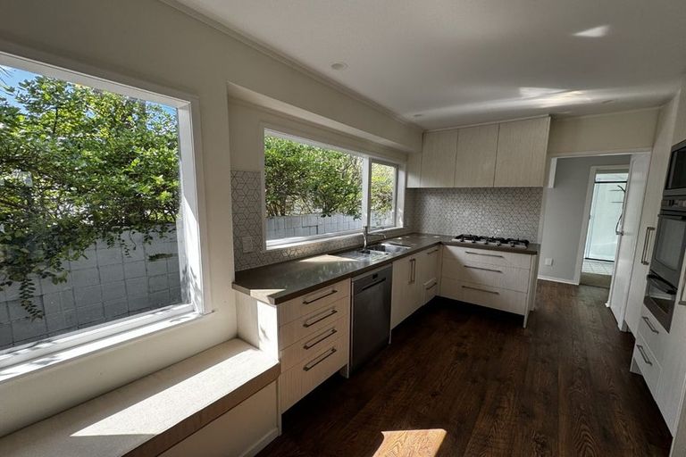 Photo of property in 358 Main Road, Huapai, Kumeu, 0810