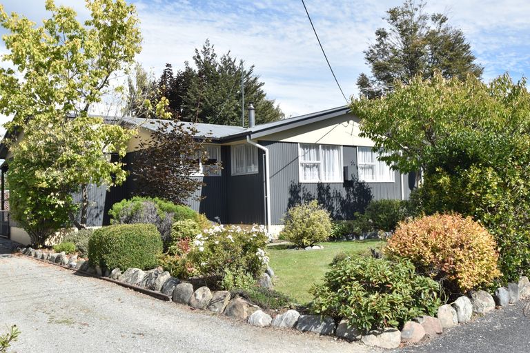 Photo of property in 45 Tekapo Drive, Twizel, 7901