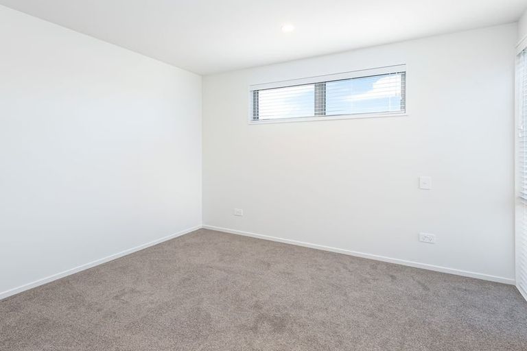 Photo of property in 2/6 Strauss Place, Somerfield, Christchurch, 8024