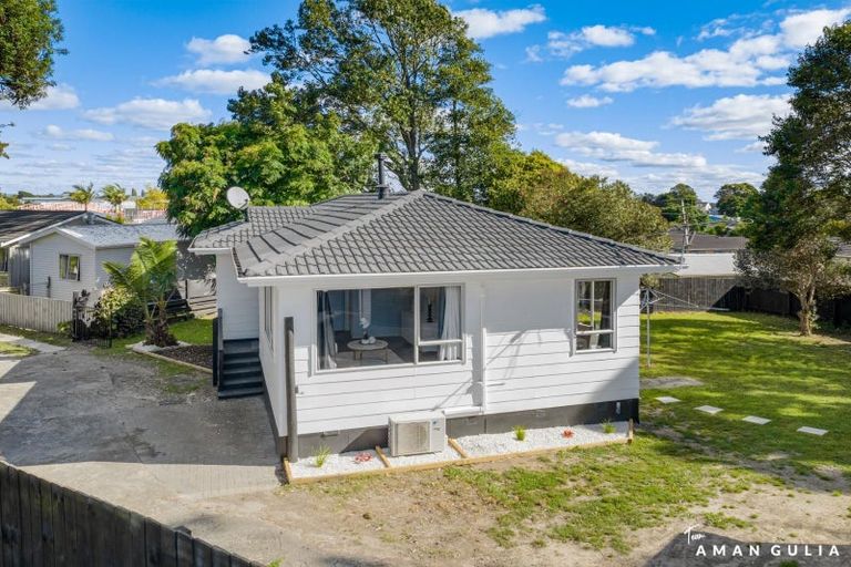 Photo of property in 30 Hyperion Drive, Randwick Park, Auckland, 2105