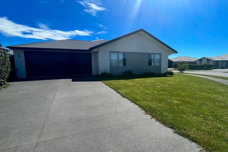 Photo of property in 6 Bofors Close, Wigram, Christchurch, 8042