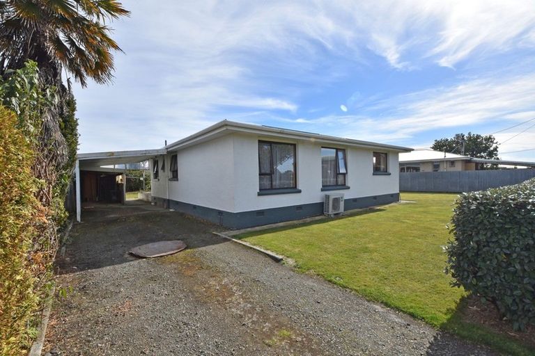 Photo of property in 74 Dunlop Street, Wallacetown, 9816