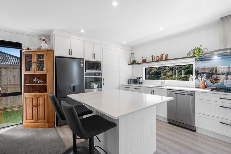 Photo of property in 138 Adler Drive, Ohauiti, Tauranga, 3112