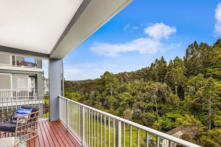 Photo of property in 74 Eaves Bush Parade, Orewa, 0931