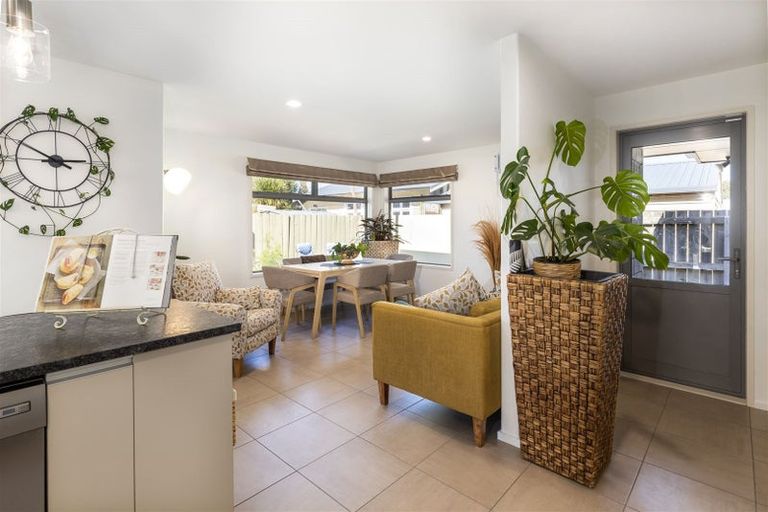 Photo of property in 35 Lakings Road, Springlands, Blenheim, 7201