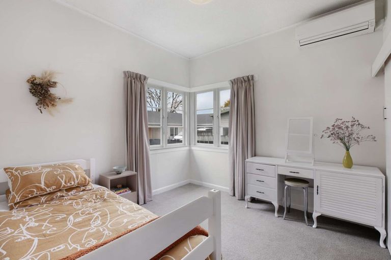 Photo of property in 18 Tui Avenue, Forest Lake, Hamilton, 3200