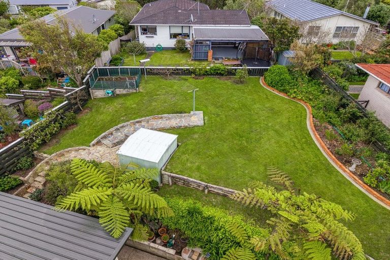 Photo of property in 129 Kahu Road, Paremata, Porirua, 5024