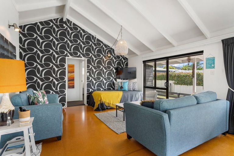 Photo of property in 215a Kiwi Road, Whangamata, 3620