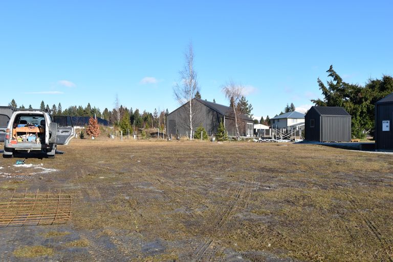 Photo of property in 25 Irishman Drive, Twizel, 7901