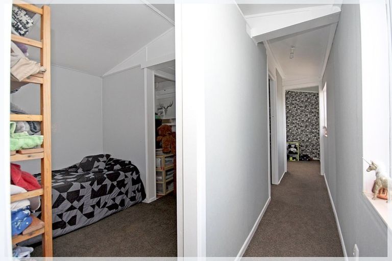 Photo of property in 10 Nelson Street, Foxton Beach, Foxton, 4815