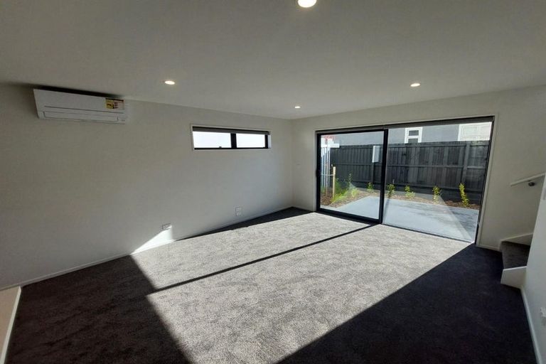Photo of property in 2/116b Cranford Street, St Albans, Christchurch, 8014