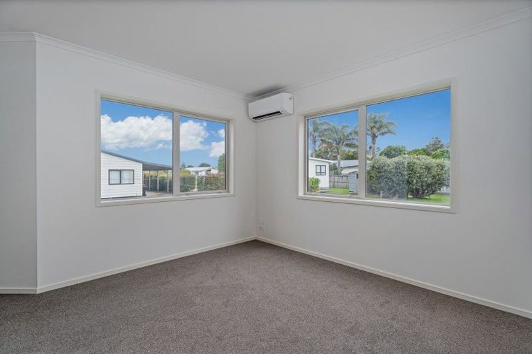 Photo of property in 21 Meadow Drive, Whitianga, 3510