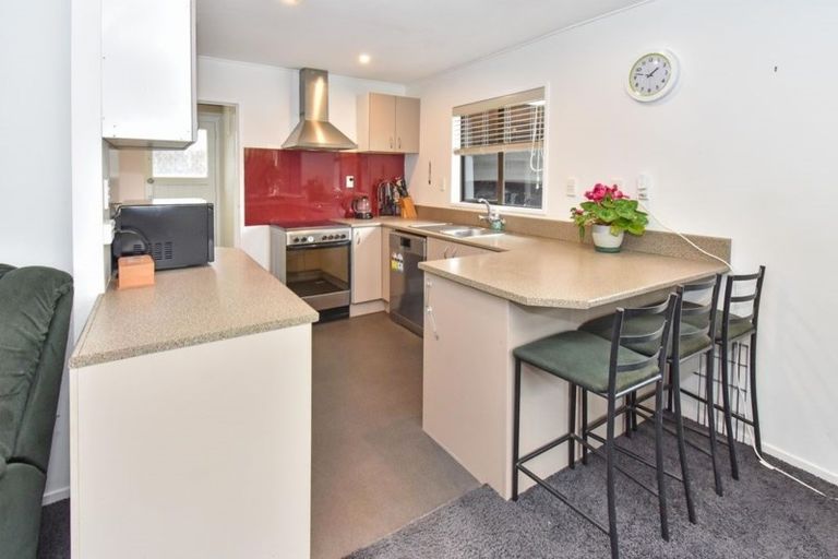 Photo of property in 10b Kindergarten Drive, Conifer Grove, Takanini, 2112