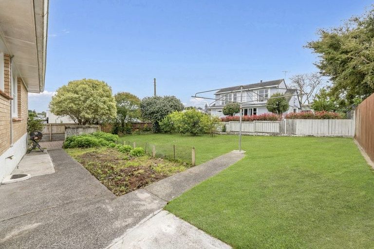 Photo of property in 11 Tampin Road, Hillpark, Auckland, 2102