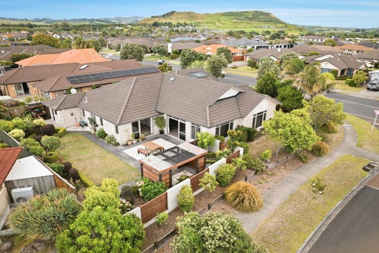 Photo of property in 557 Gloucester Road, Papamoa Beach, Papamoa, 3118