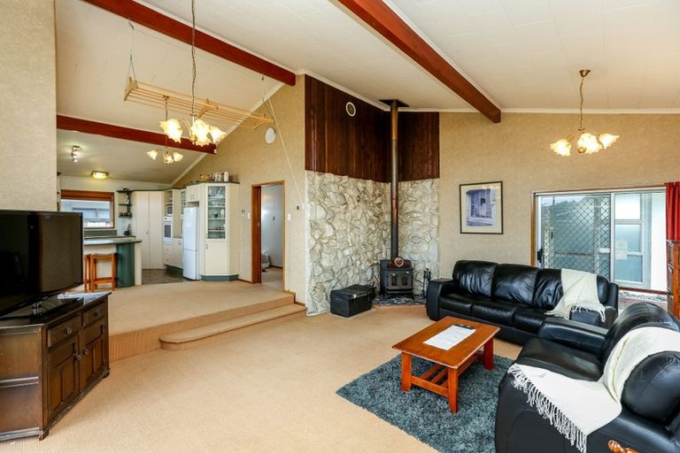 Photo of property in 7 Park Lane, Waitara, 4320