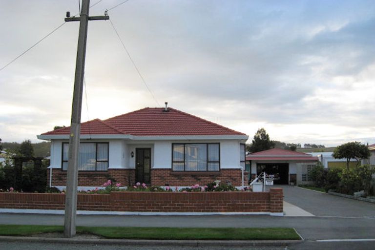 Photo of property in 16 Dalmeny Street, Oamaru North, Oamaru, 9400