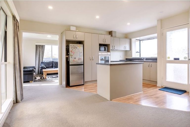 Photo of property in 44 Awatea Road, Hornby, Christchurch, 8042
