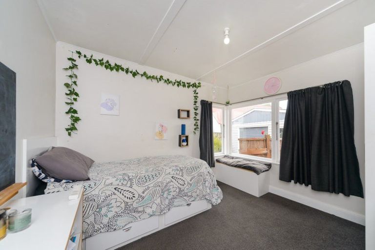 Photo of property in 21 Slacks Road, Awapuni, Palmerston North, 4412