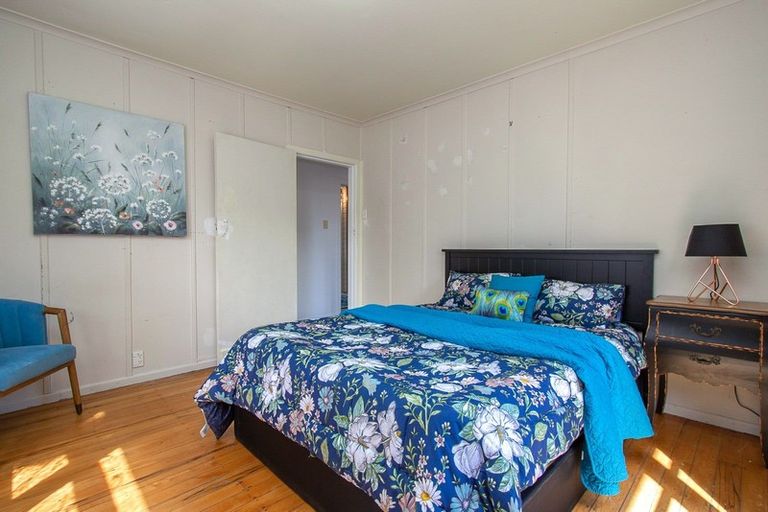 Photo of property in 9a Farnworth Avenue, Holdens Bay, Rotorua, 3010