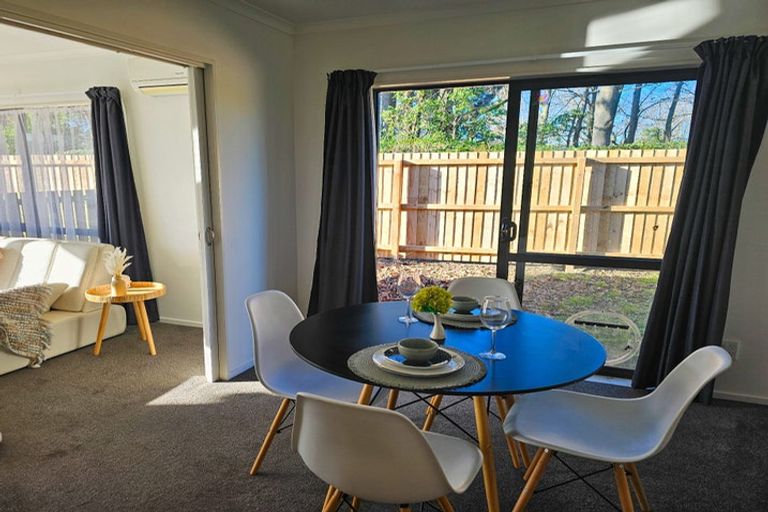 Photo of property in 10 Laura Kent Place, Woolston, Christchurch, 8023