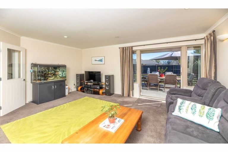 Photo of property in 13 Parkinson Place, Woodend, 7610