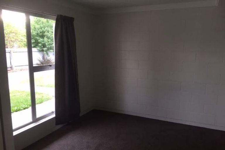 Photo of property in 22 Blackett Street, Rangiora, 7400