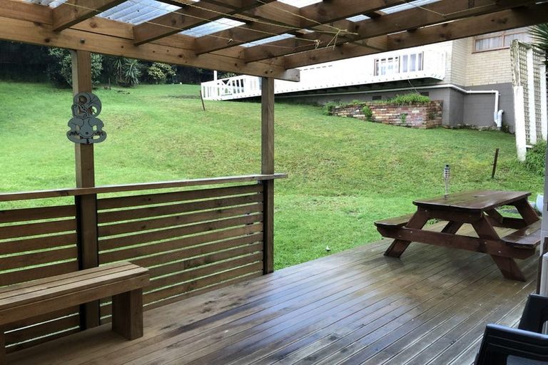 Photo of property in 2/32 Teal Crescent, Beach Haven, Auckland, 0626