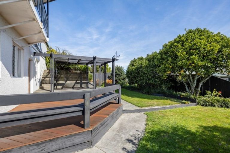 Photo of property in 100 Princes Drive, Britannia Heights, Nelson, 7010