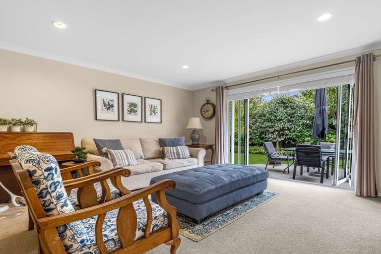 Photo of property in 30 Hamon Place, Pukehangi, Rotorua, 3015