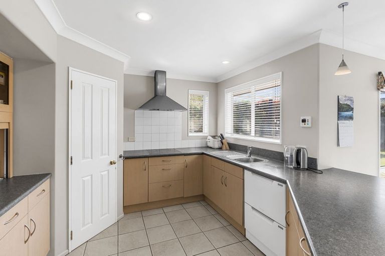 Photo of property in 36 Merrin Street, Avonhead, Christchurch, 8042