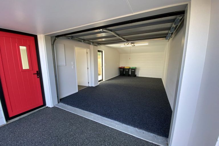 Photo of property in 2/75 Barbour Street, Waltham, Christchurch, 8011