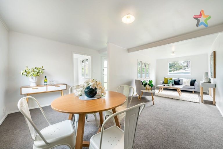 Photo of property in 177 Stokes Valley Road, Stokes Valley, Lower Hutt, 5019