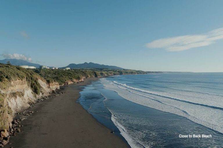 Photo of property in 28a Simons Street, Moturoa, New Plymouth, 4310