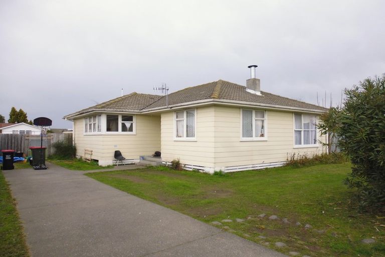 Photo of property in 15 Peterhead Avenue, Flaxmere, Hastings, 4120