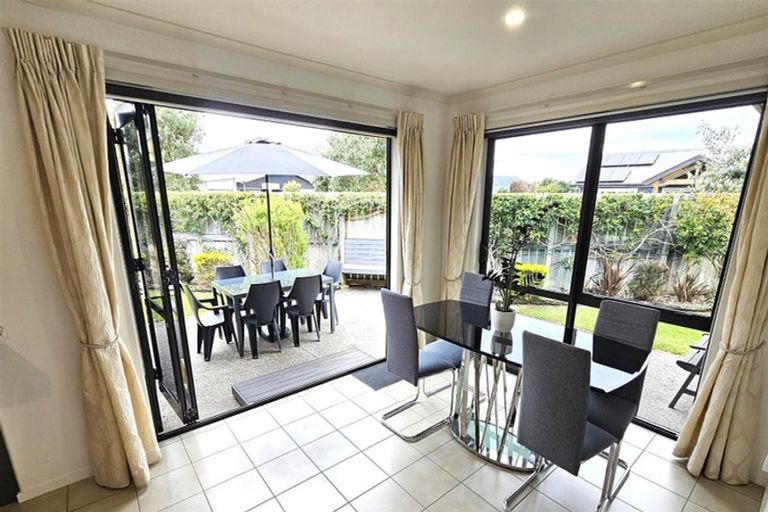 Photo of property in 106 Benjamin Place, Matarangi, Whitianga, 3592