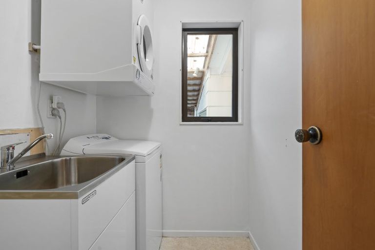 Photo of property in 84 Mercury Way, Whitby, Porirua, 5024