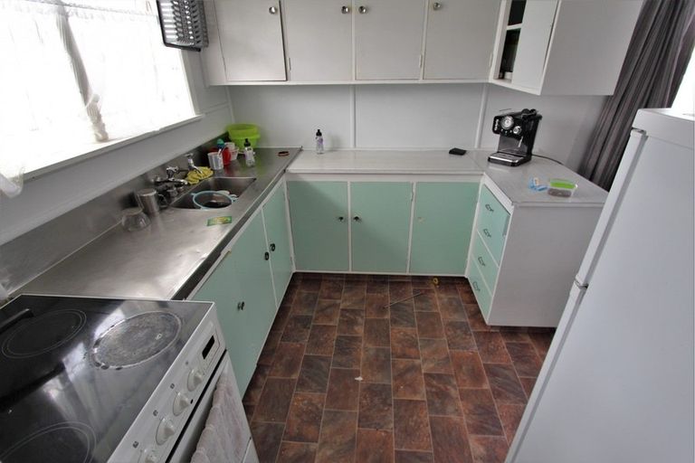 Photo of property in 21 Pohutukawa Drive, Tokoroa, 3420