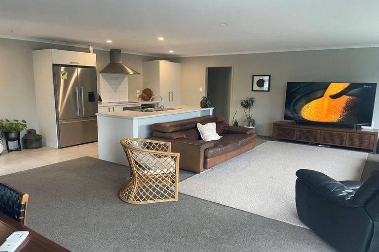 Photo of property in 60 Dunkeld Drive, Papamoa, 3118