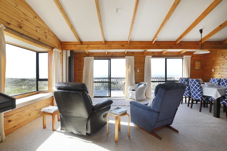 Photo of property in 75 Blue Pacific Parade, Riversdale Beach, Masterton, 5872