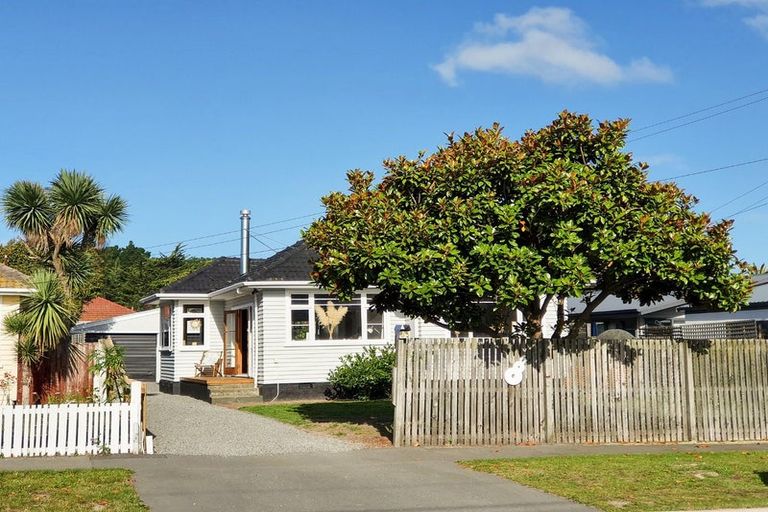 Photo of property in 85 Baker Street, New Brighton, Christchurch, 8083