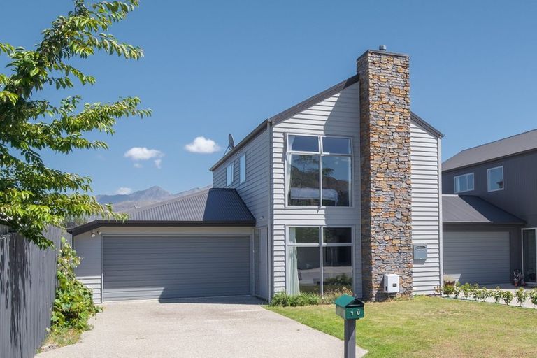 Photo of property in 10 Onslow Road, Lake Hayes, Queenstown, 9304