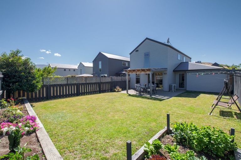 Photo of property in 10 Onslow Road, Lake Hayes, Queenstown, 9304