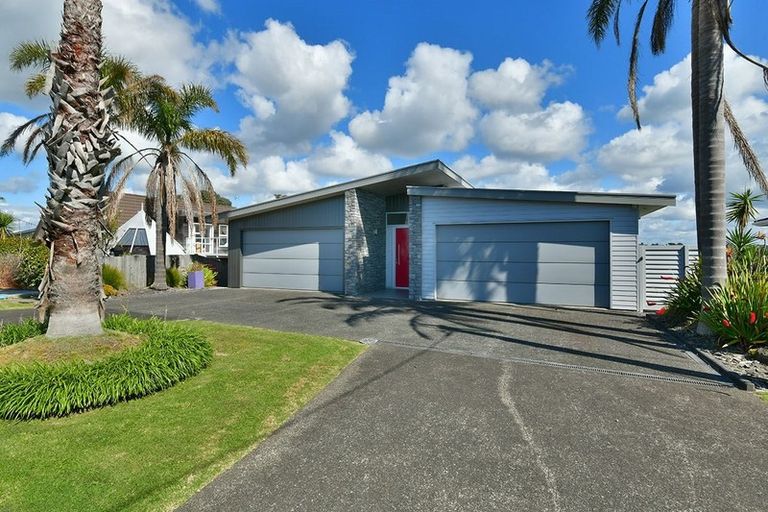 Photo of property in 36 Rawhiti Road, Manly, Whangaparaoa, 0930